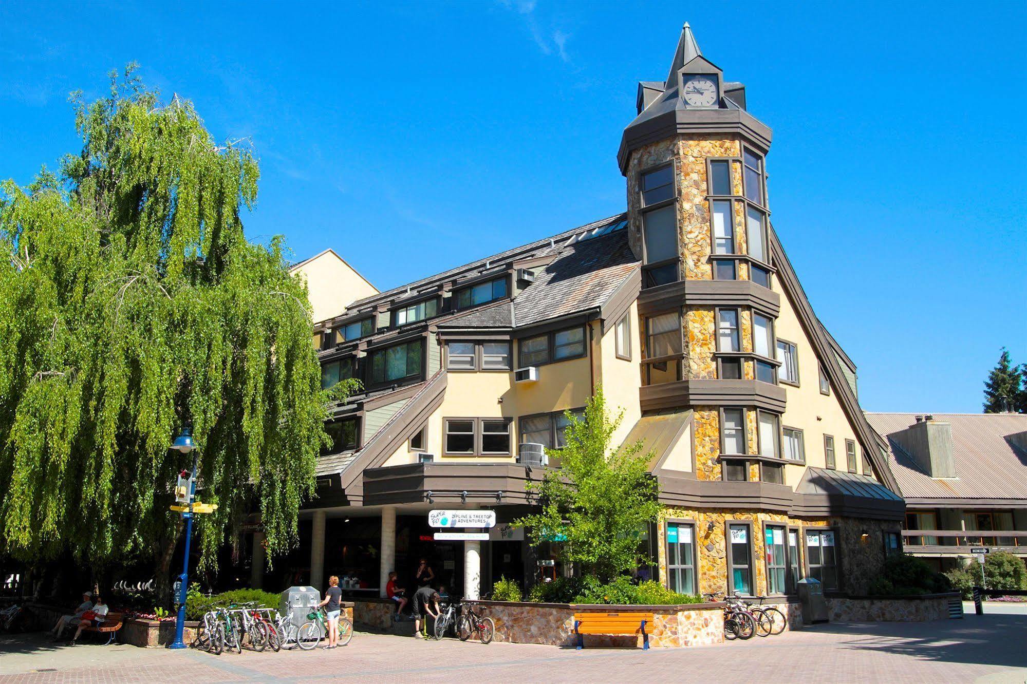 Clock Tower Resort วิสต์เลอร์ ภายนอก รูปภาพ