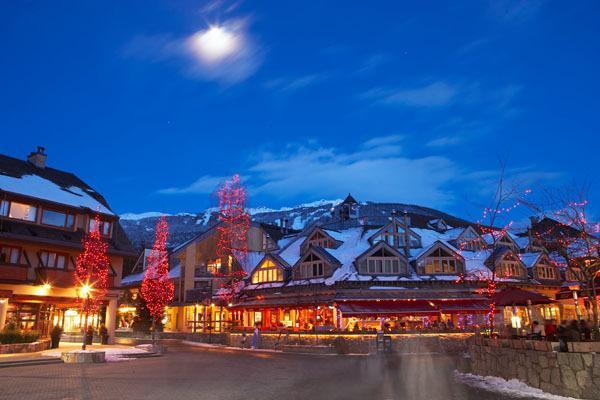 Clock Tower Resort วิสต์เลอร์ ภายนอก รูปภาพ